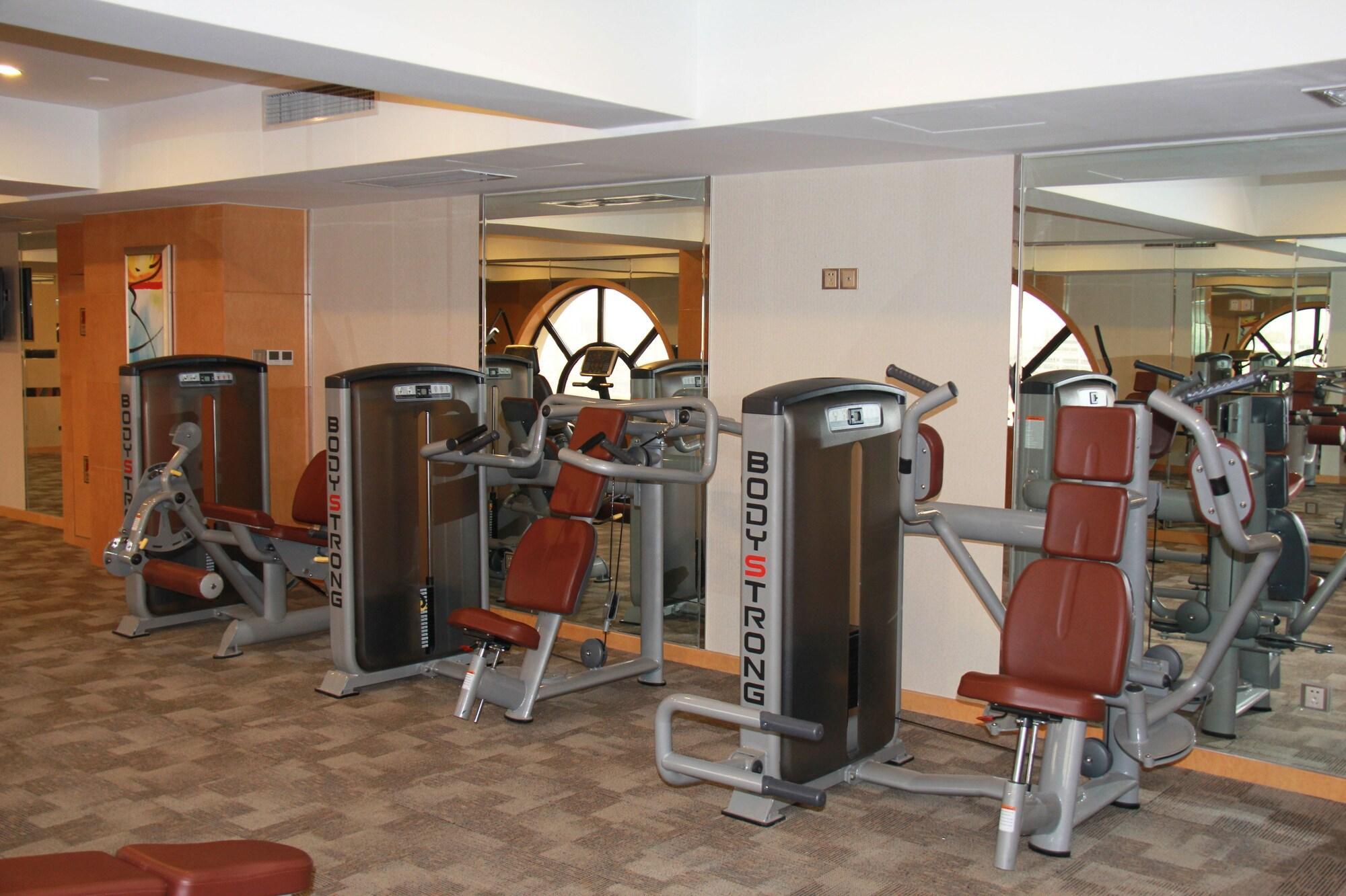 Weifang Ramada Plaza Hotel Экстерьер фото