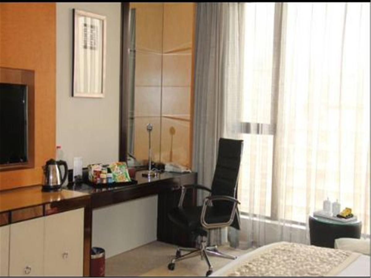 Weifang Ramada Plaza Hotel Экстерьер фото